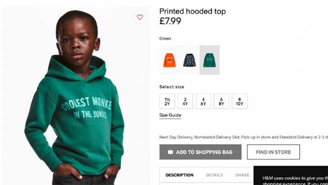Interface du site internet de H&M pour la vente du sweatshirt à l'inscription "Coolest Monkey in the Jungle" porté par un enfant noir